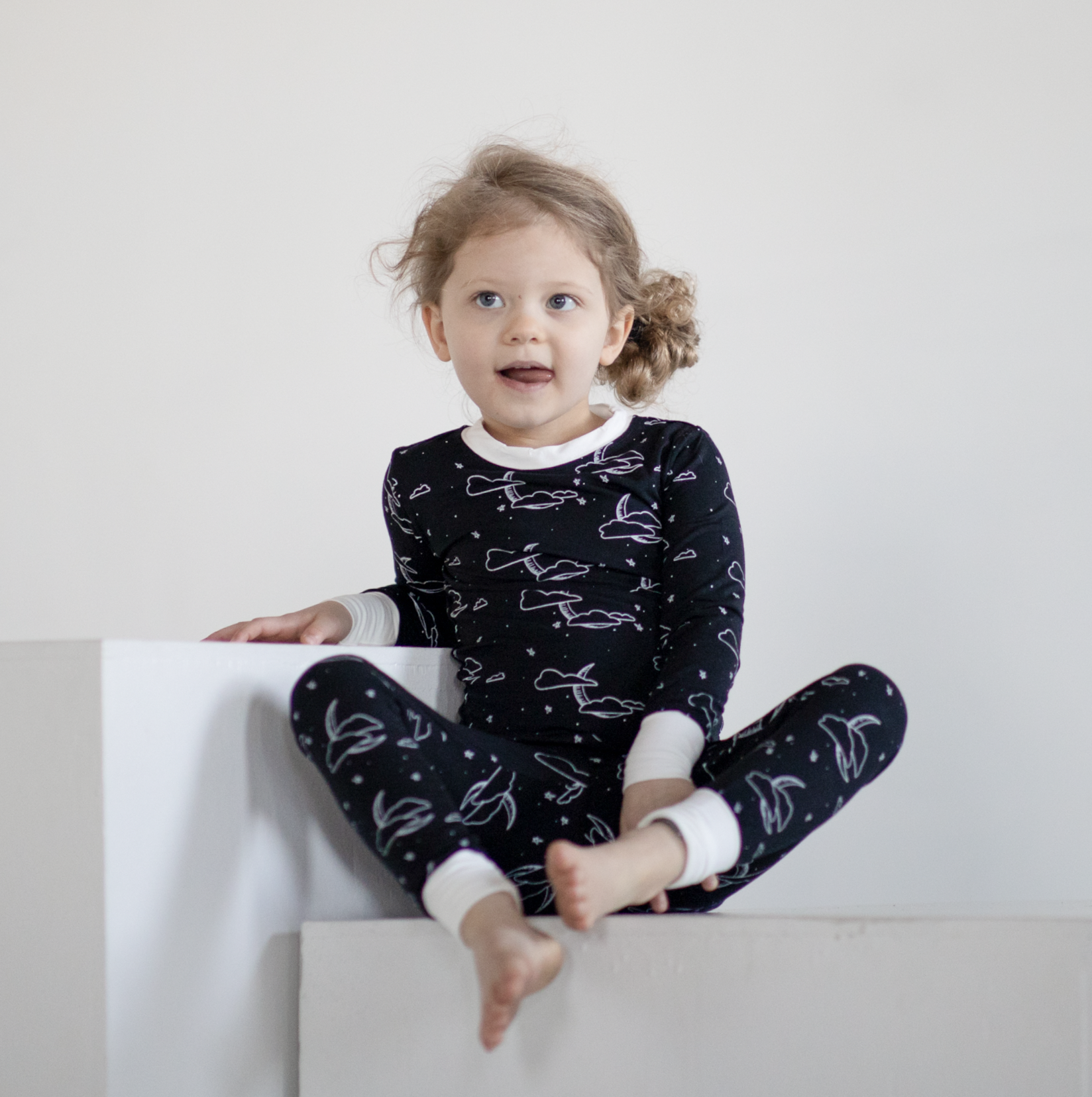 Peregrine Kidswear Mushrooms Two-Piece Bamboo Pajamas – Blossom