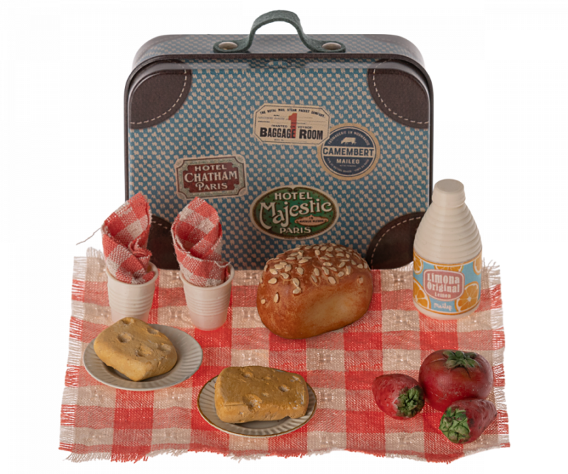 Maileg Picnic Set for Mouse