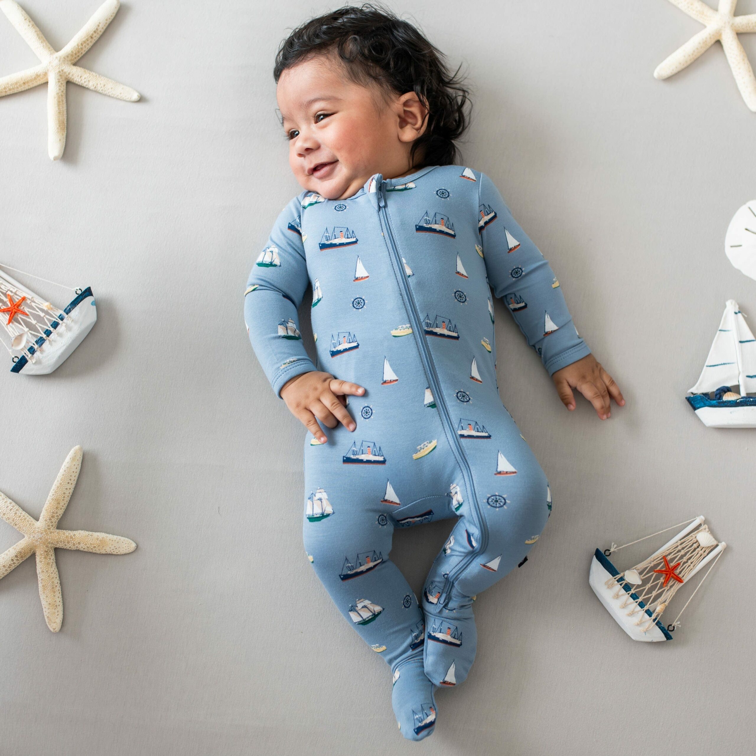 Kyte BABY Zippered Footie in Vintage Boats