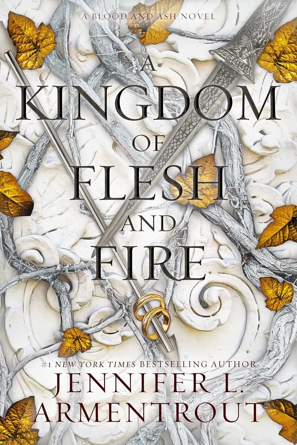 Simon & Schuster A Kingdom of Flesh and Fire by Jennifer Armentrout (Book 2 of Blood and Ash)