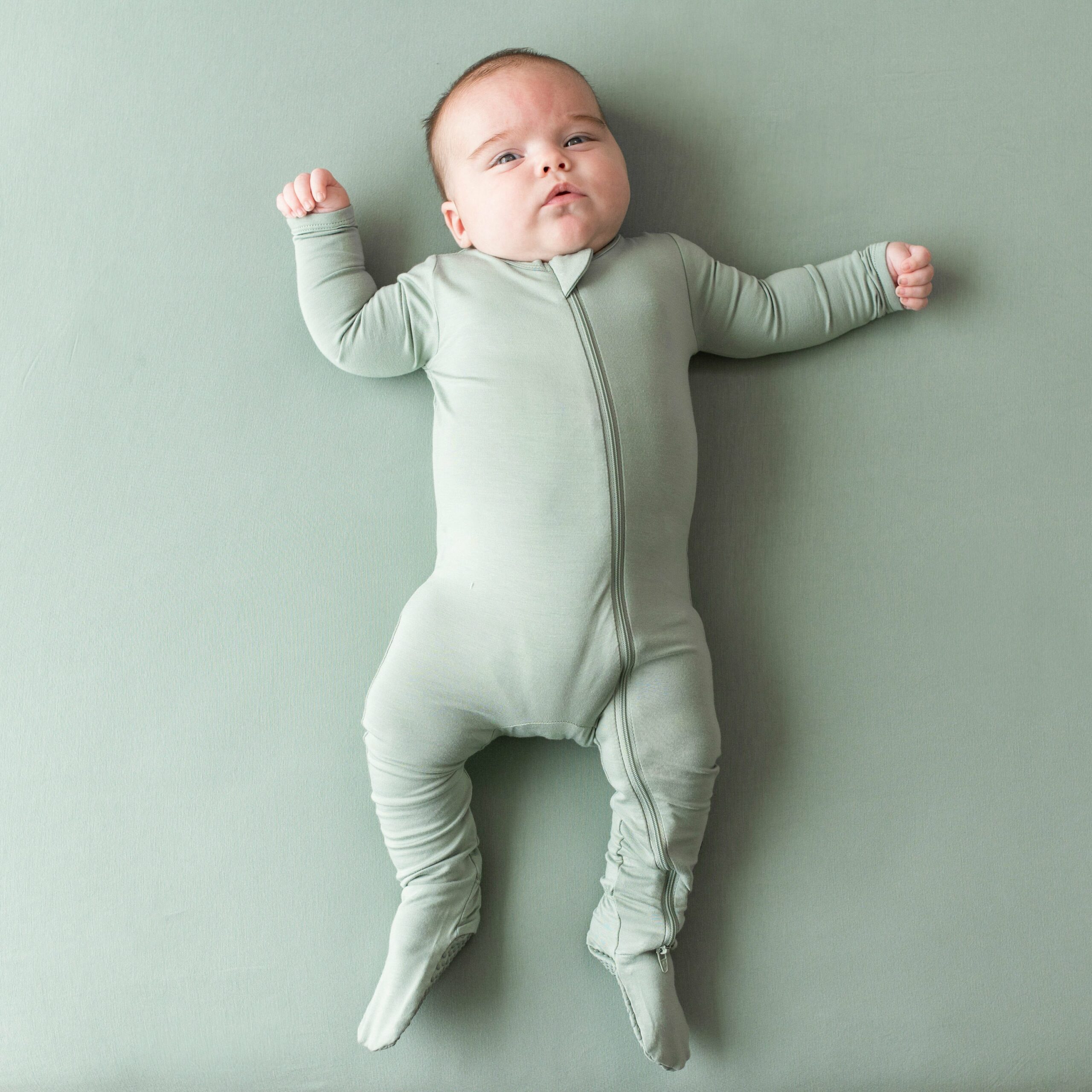 Kyte BABY Zippered Footie in Thyme